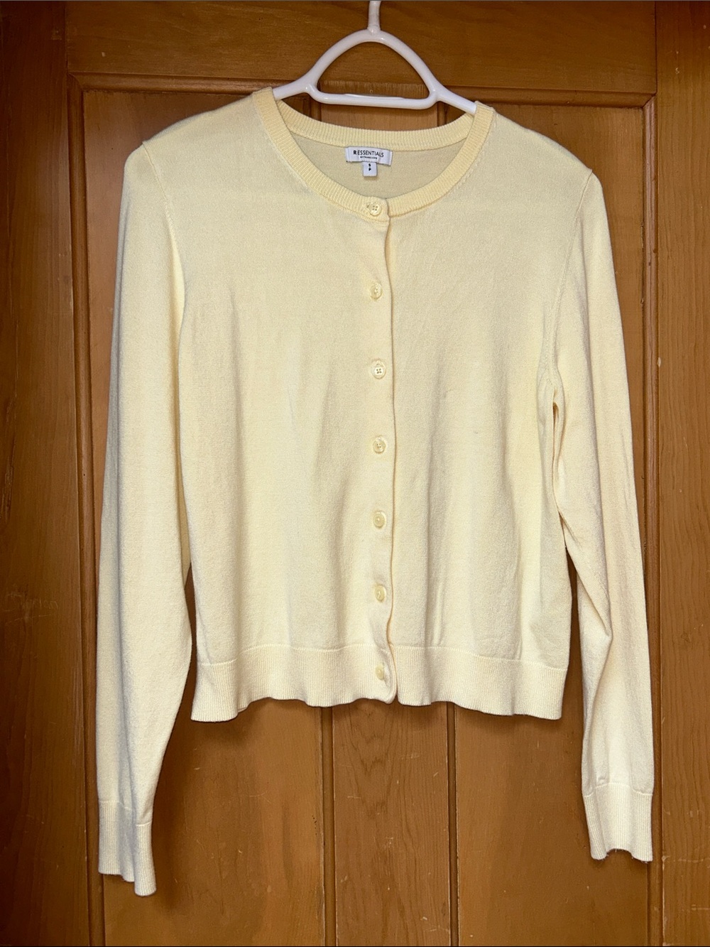 Reitmans Soft Pale Yellow Button-Front Crew Cardigan